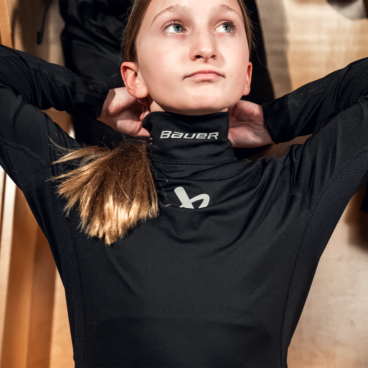 BAUER LS CUT-RESISTANT NECK PROTECT BASE LAYER, YOUTH - Image 2