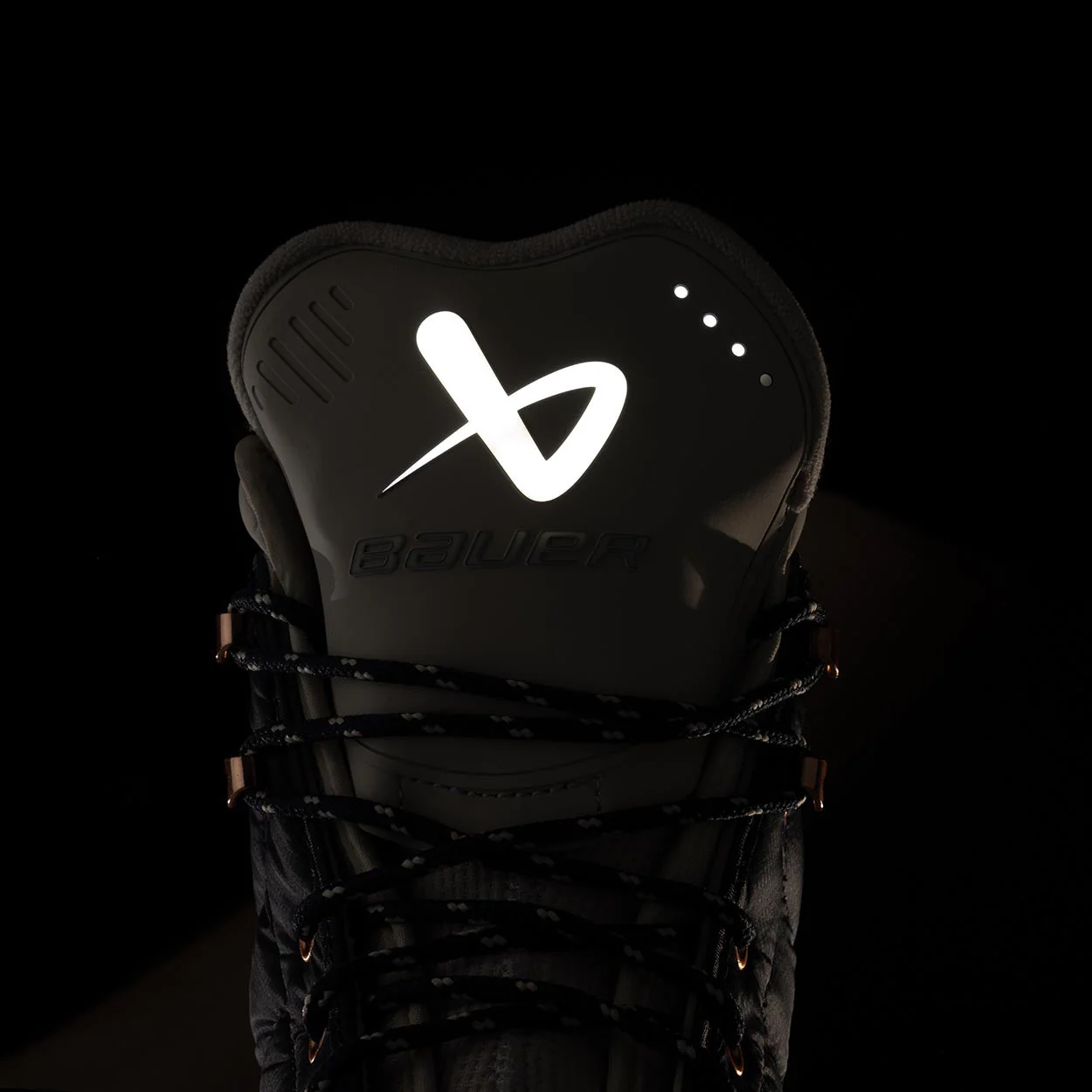 BAUER RADIANT HEATED SKATE JUNIOR - Image 3