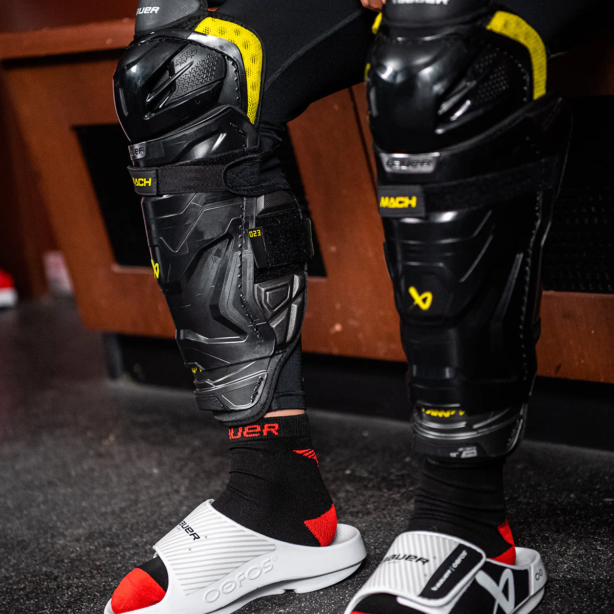 BAUER SUPREME MACH SHIN GUARD JUNIOR - Image 4