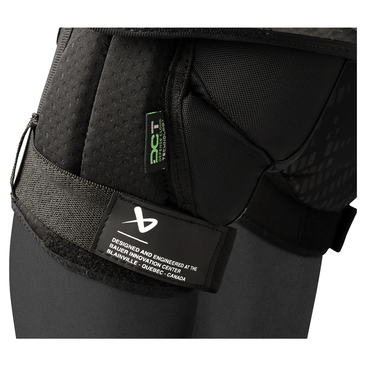 S25 BAUER PRO KNEE GUARD INTERMEDIATE - Image 3